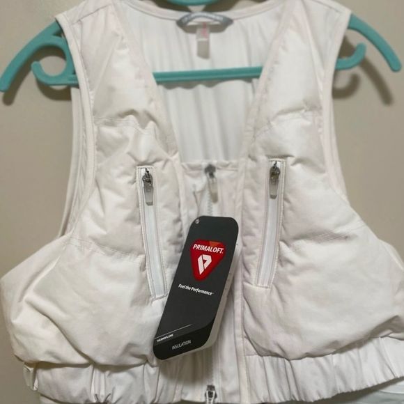 NWT Free People Around The Block Bib
Salt Spray Combo ski pants size L
MSRP $398 - Picture 6 of 15